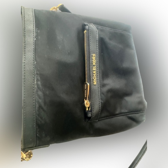 MICHAEL KORS MORGAN BLACK NYLON CROSSBODY MESSENGER HANDBAG - Picture 4 of 6